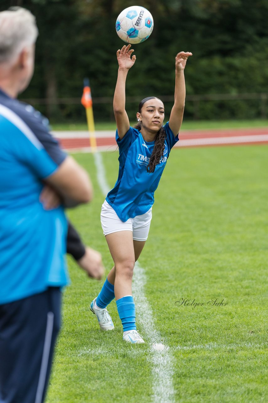 Bild 401 - wBJ VfL Pinneberg - Germania Schnelsen : Ergebnis: 15:1